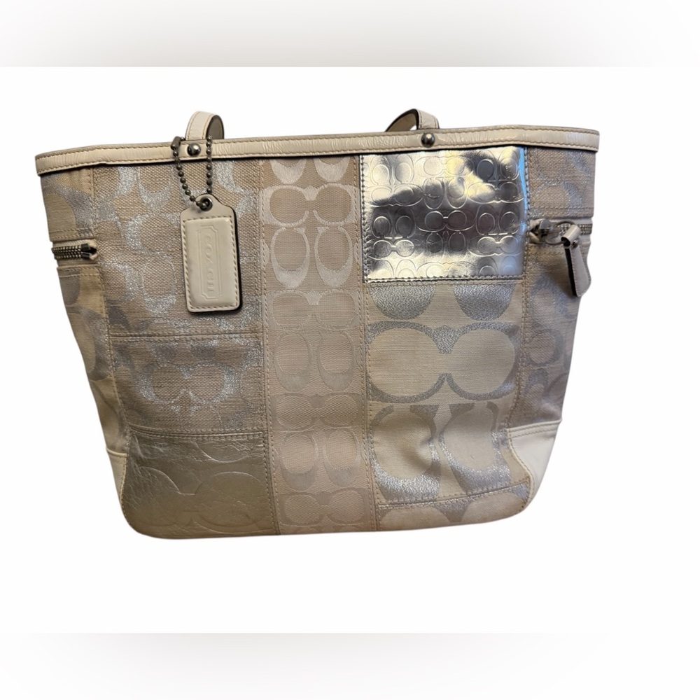 Coach Patchwork White and Silver Rare Tote bag - Picture 13 of 15